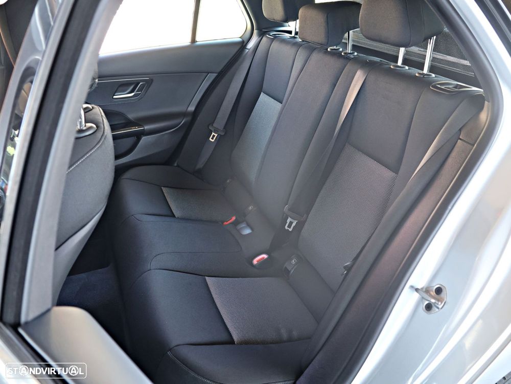 Mercedes-Benz C 200 d Avantgarde - 25