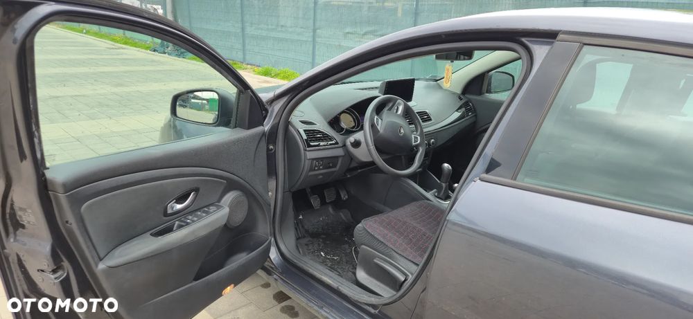 Renault Megane 1.6 16V Color Edition - 13