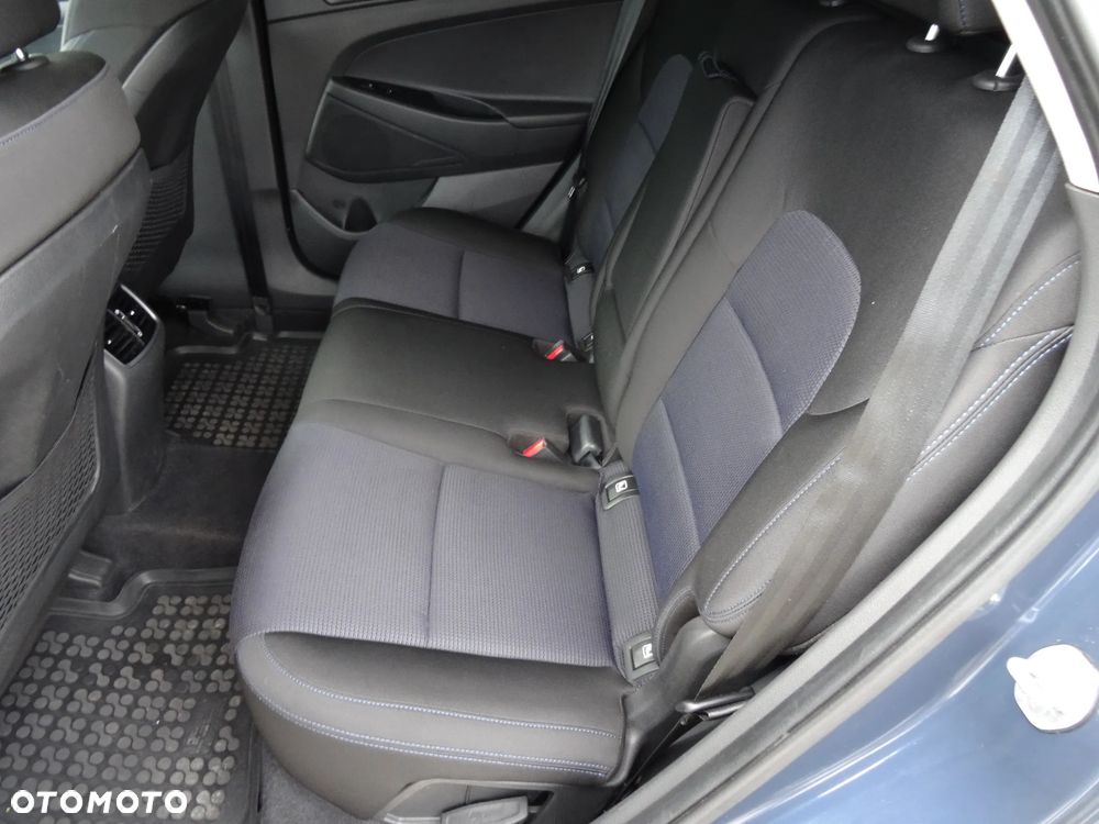 Hyundai Tucson blue 2.0 CRDi 4WD Premium - 16