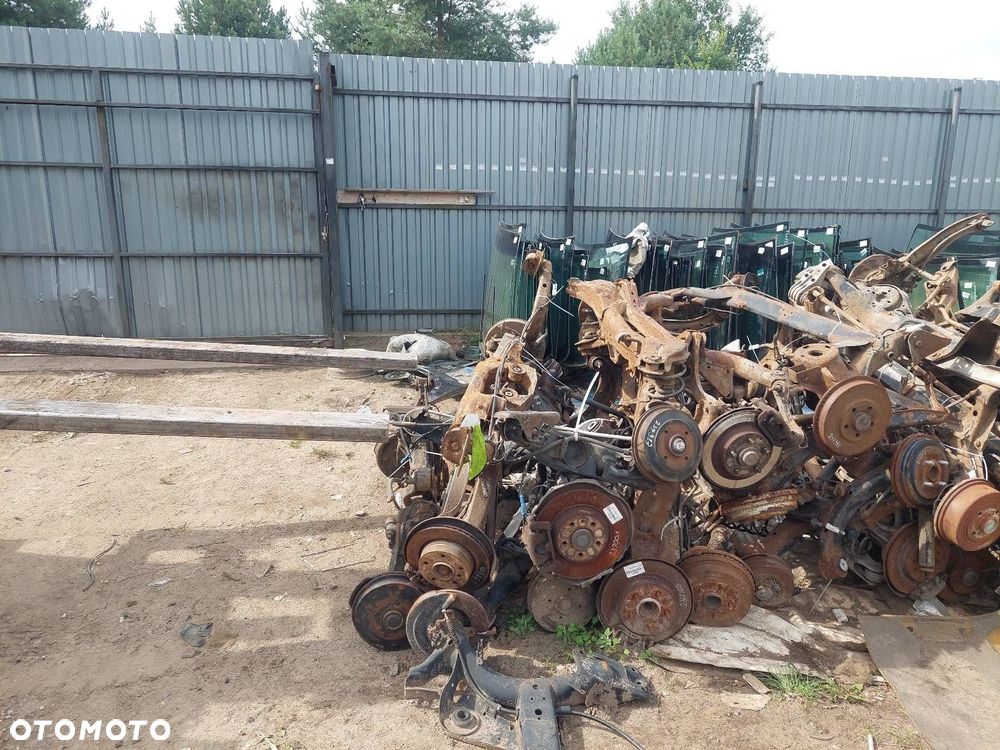 KOMPLETNE ZAWIESZENIE BELKA SANKI TYŁ BMW E46 2.0 D M47 SEDAN ID: 238019 - 5