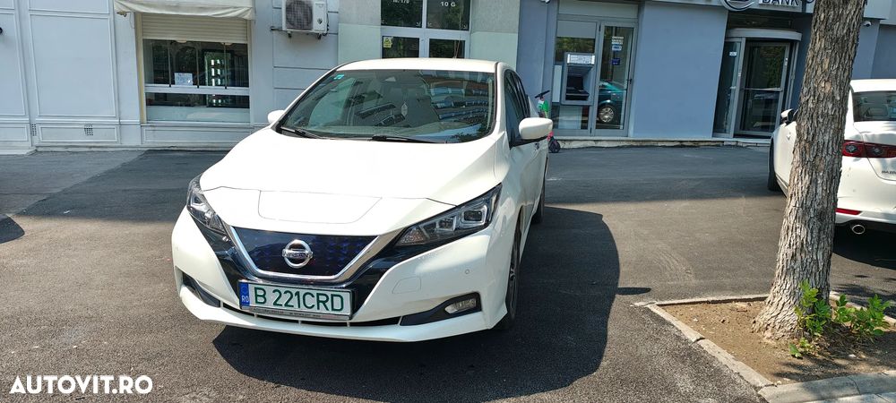 Nissan LEAF N-Connecta - 1