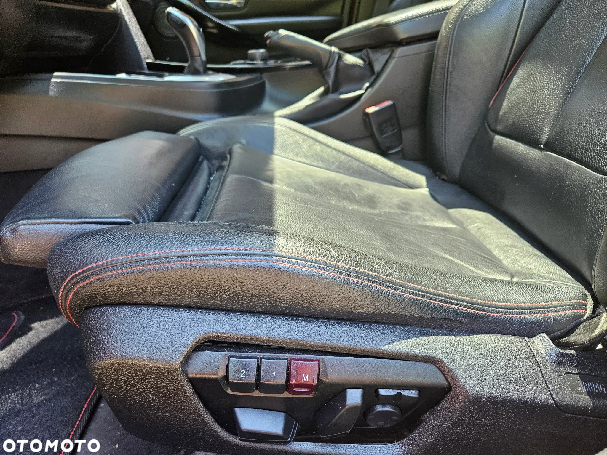 BMW Seria 3 328i Sport Line - 9