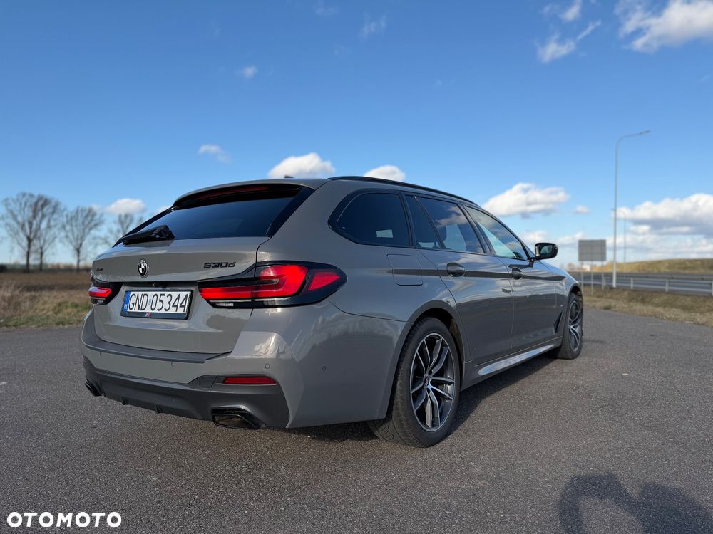BMW Seria 5 520d xDrive - 4