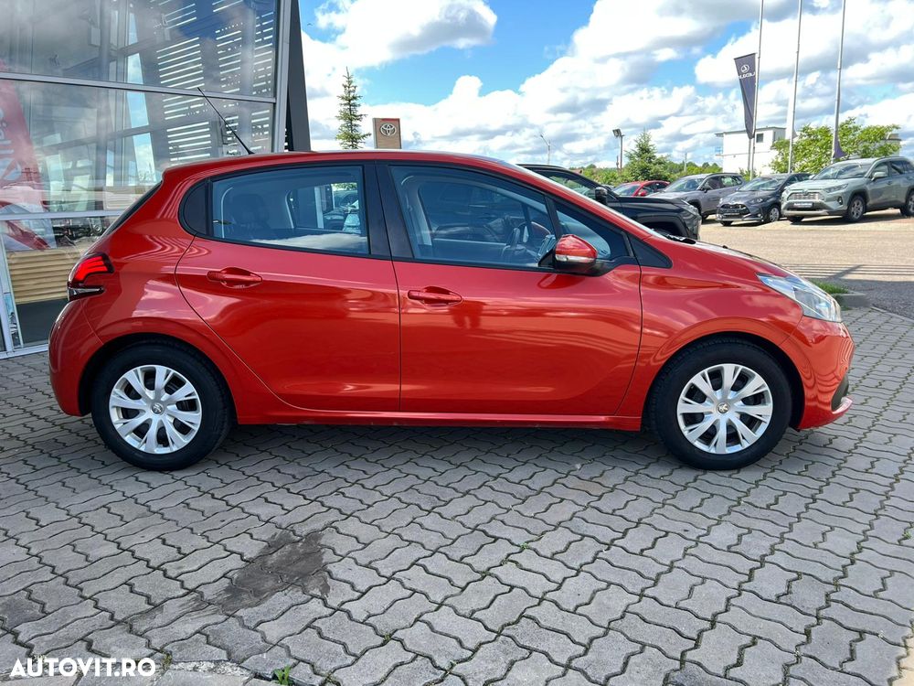 Peugeot 208 1.2 L PureTech Allure - 3
