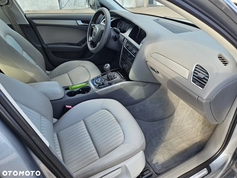 Audi A4 Limousine - 18