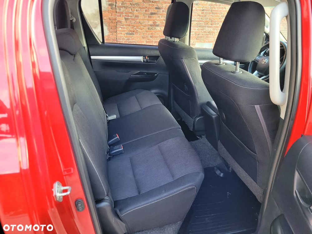 Toyota Hilux 2.4 D-4D Double Cab SR5 4x4 - 20