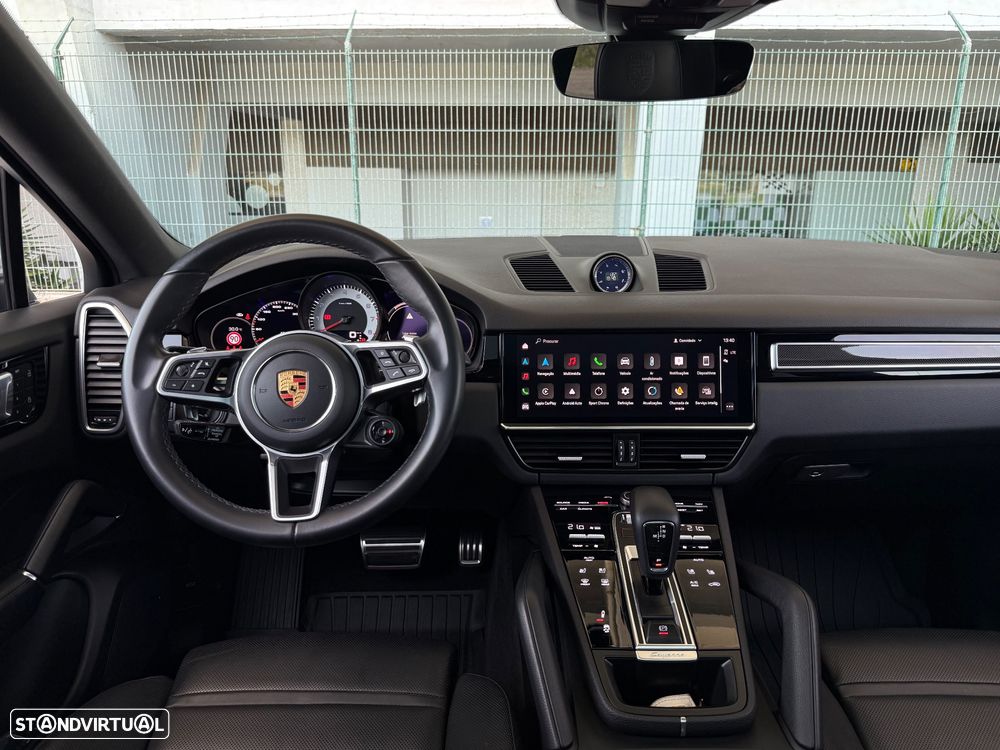 Porsche Cayenne Coupé S Platinum Edition - 28