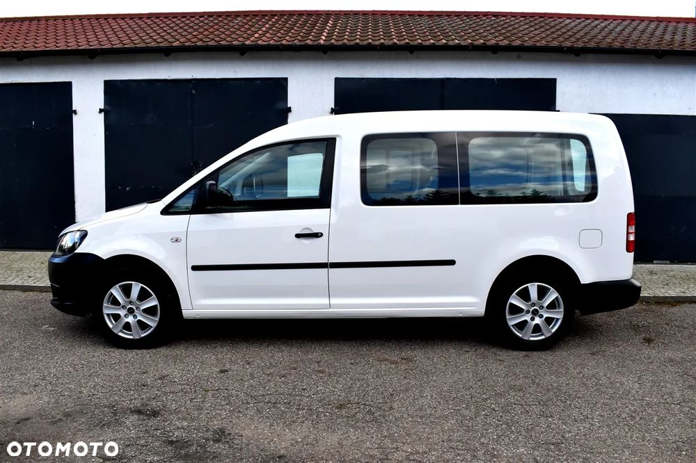 Volkswagen Caddy Maxi Comfortline BMT - 8