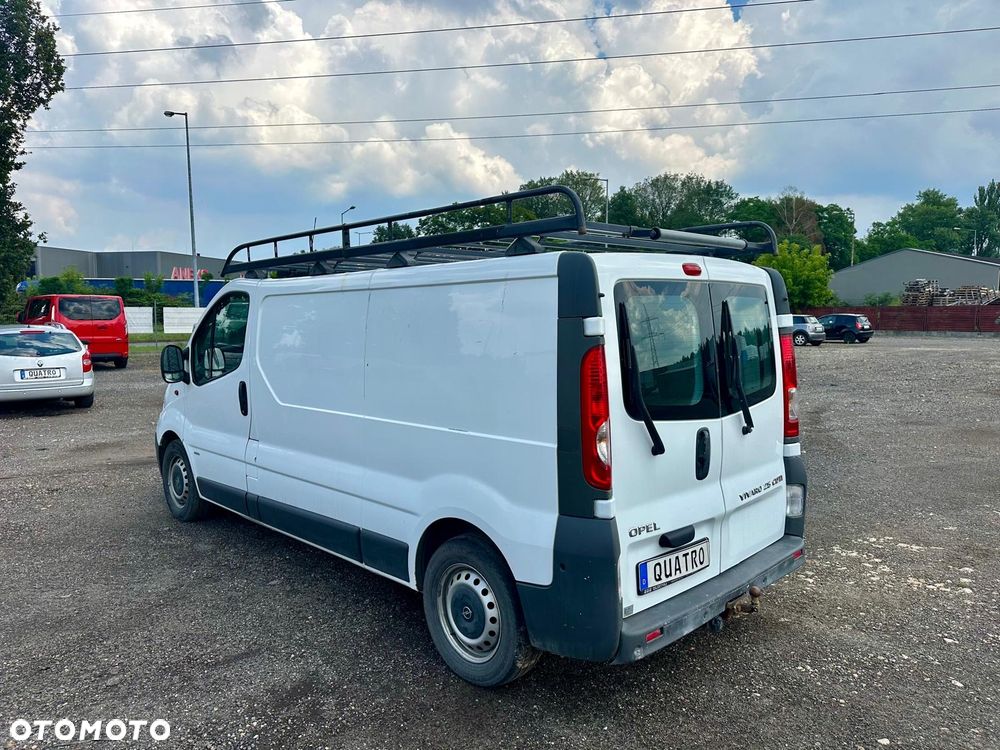 Opel Vivaro - 5