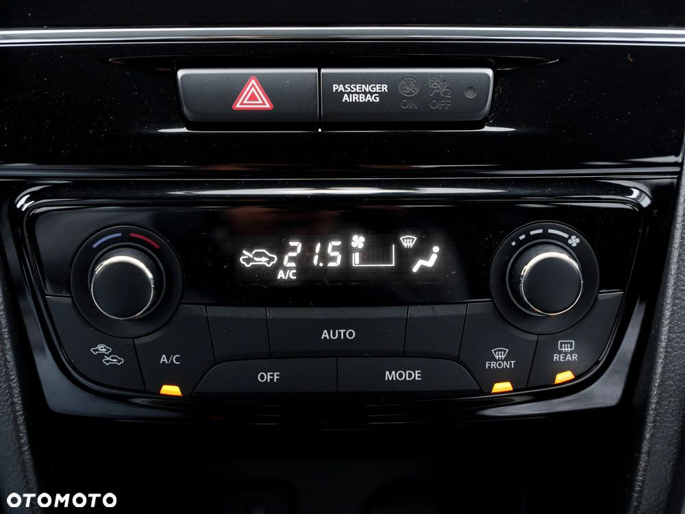 Suzuki Vitara 1.6 Premium 2WD - 25