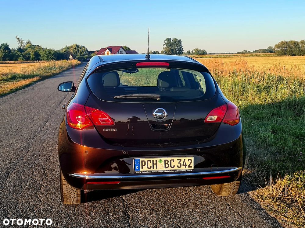 Opel Astra 1.6 Cosmo - 2