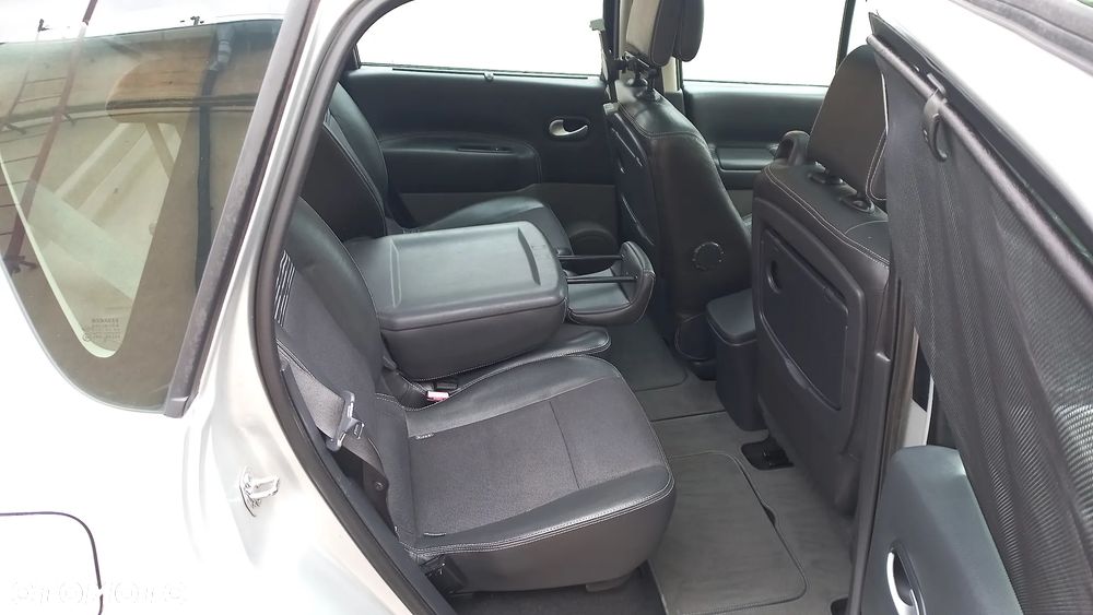 Renault Scenic 1.6 16V Authentique Euro5 - 15