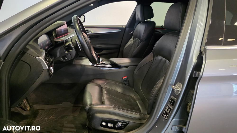 BMW Seria 5 540i xDrive AT - 8
