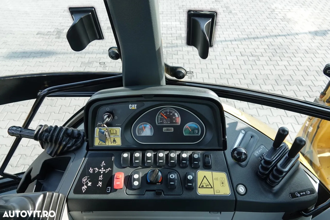 Cat 432E / BULDOEXCAVATOR / 2012 / AER CONDITIONAT / SET DE GALETE - 30
