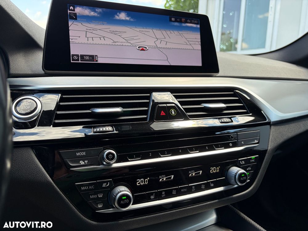 BMW Seria 5 520d xDrive AT MHEV - 17