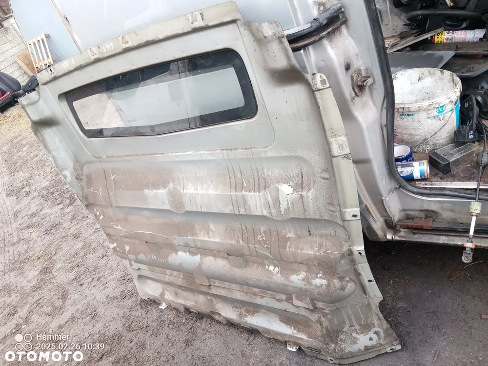 TRAFIC II VIVARO A ściana grodziowa z szybą - 1