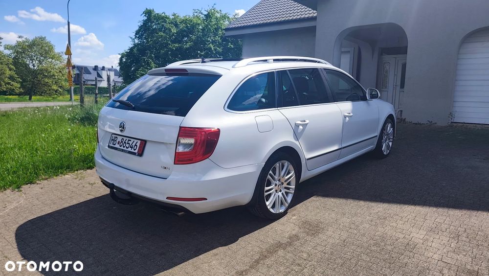 Skoda Superb 3.6 FSI 4x4 Platinum Outdoor DSG - 16