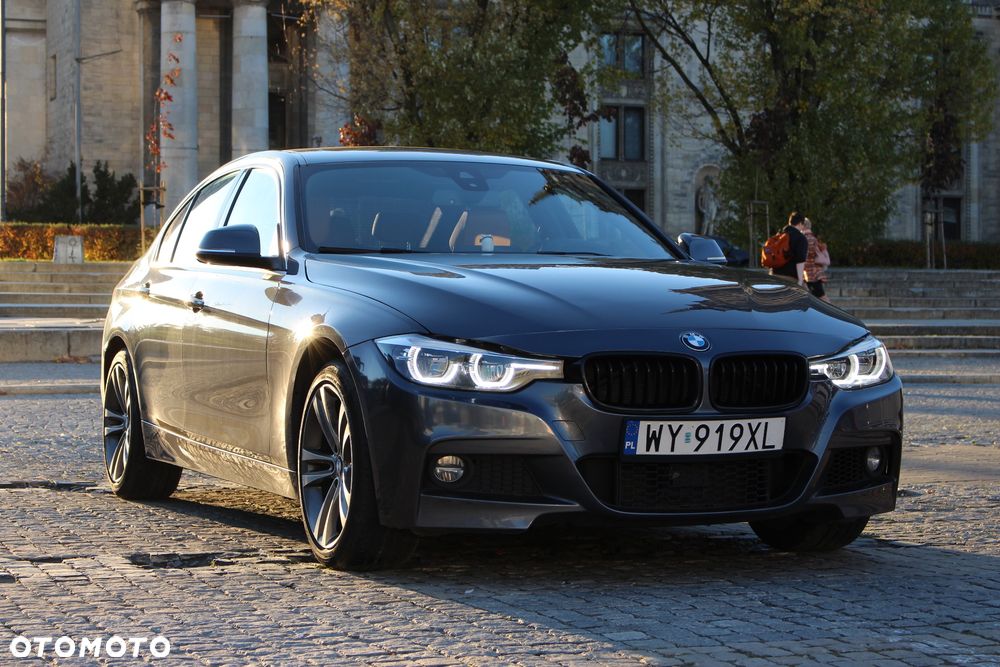 BMW Seria 3 330i xDrive Edition Luxury Line Purity - 4