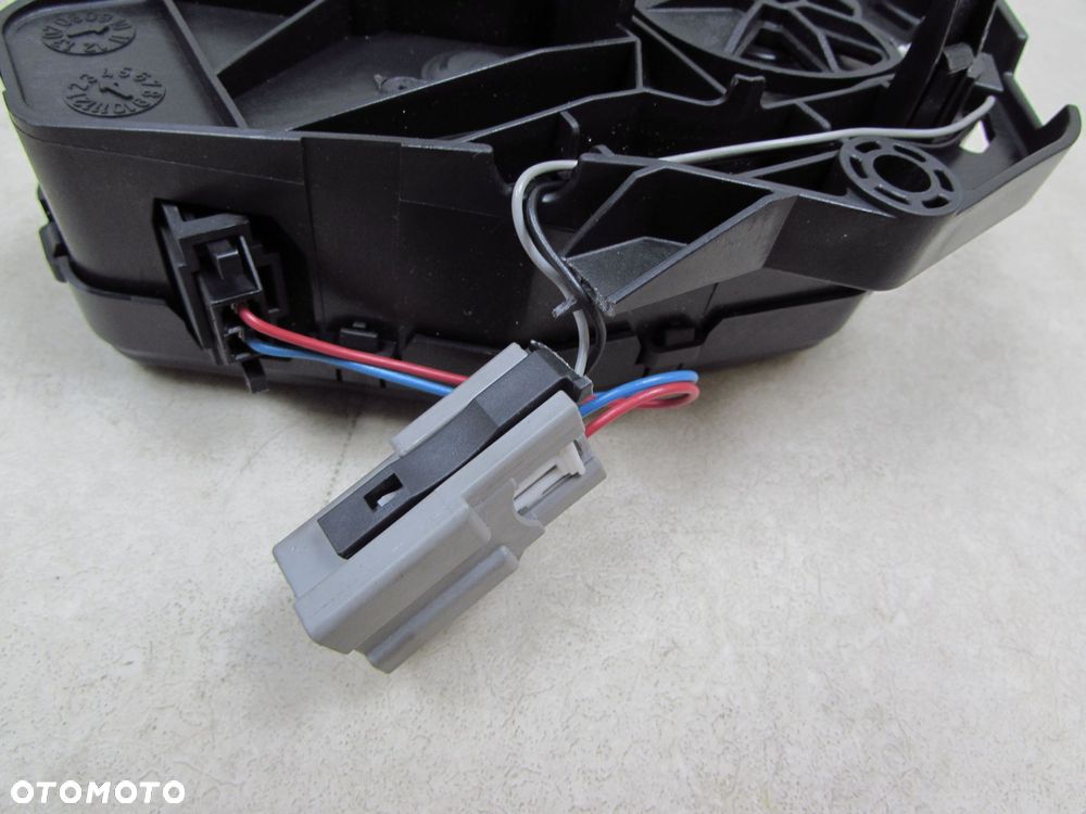 VOLVO XC60 08-17 SILOWNIK ZAMKA DOMYKANIA KLAPY BAGAZNIKA TYL 30784562 - 7