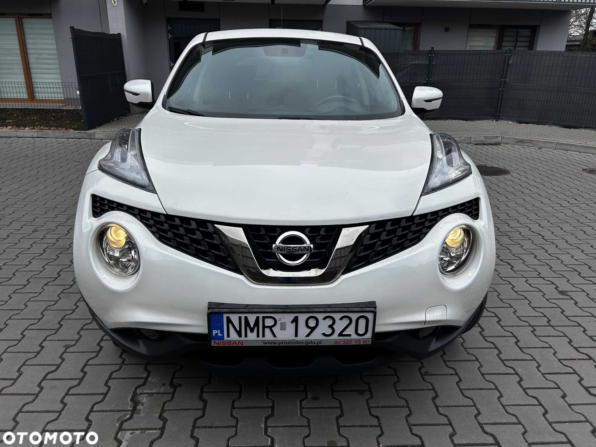 Nissan Juke 1.6 Acenta Xtronic - 3