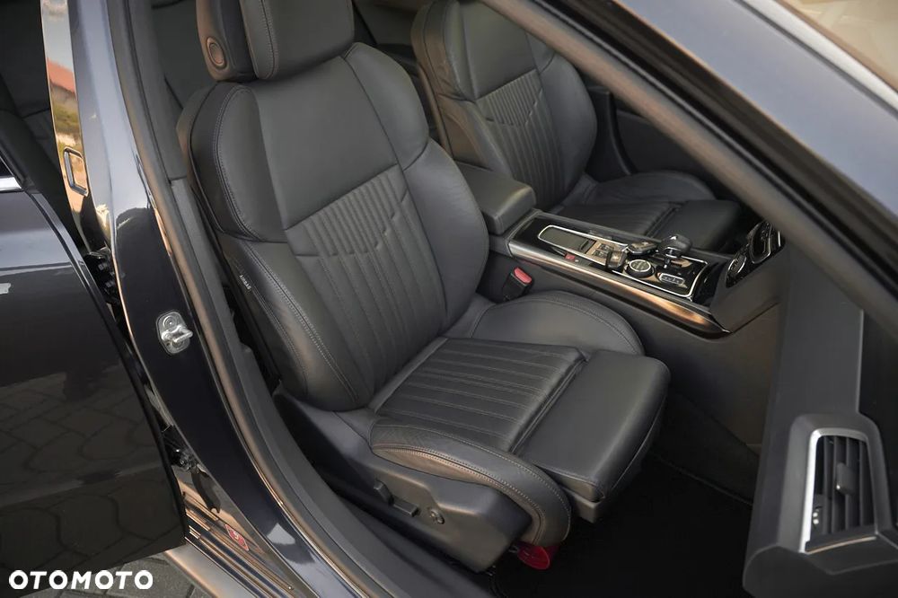 Peugeot 508 RXH Hybrid4 - 28