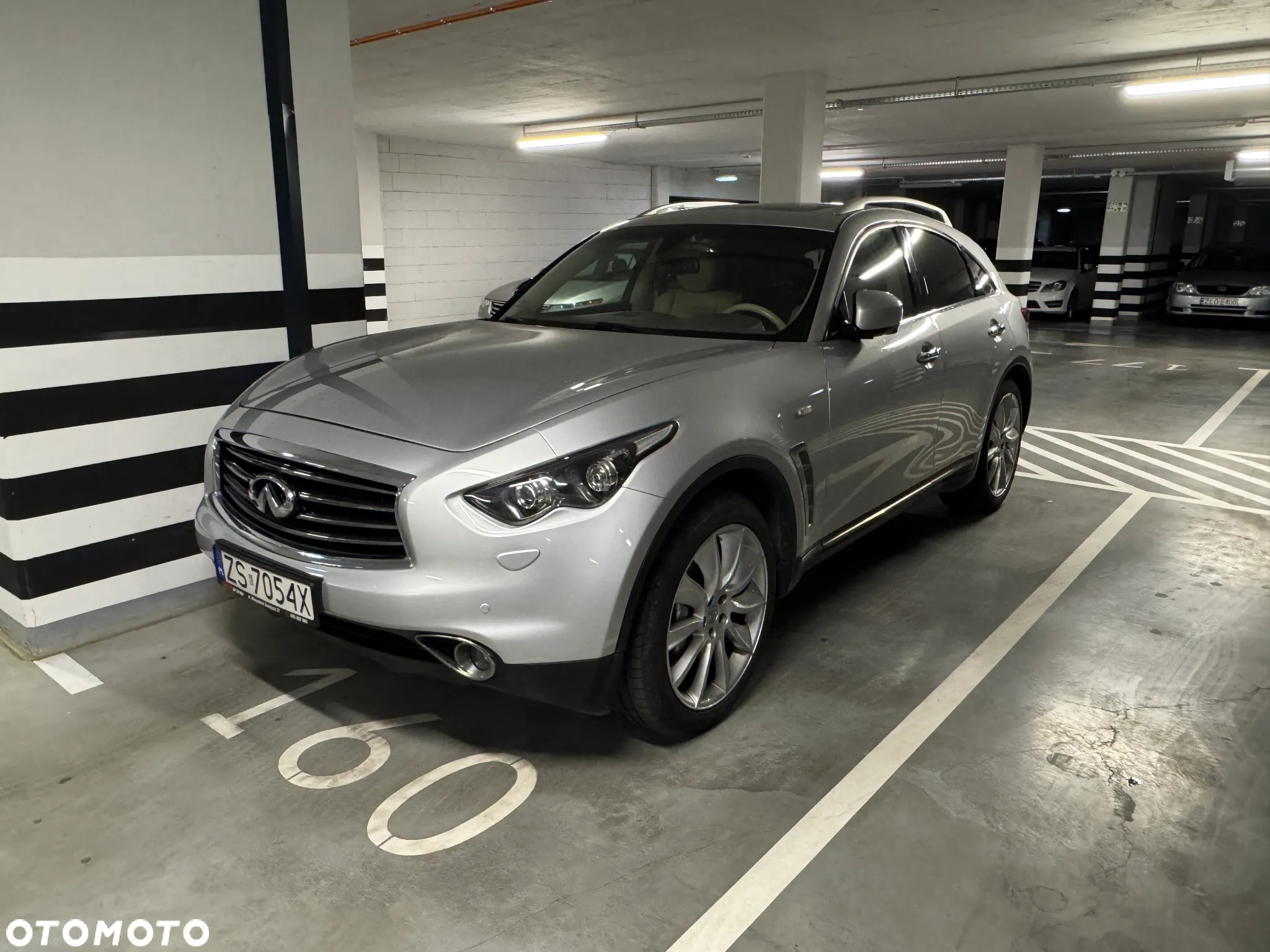 Infiniti FX FX30d S - 23