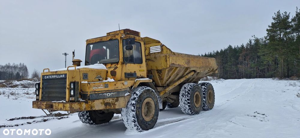 Caterpillar D300B - 4