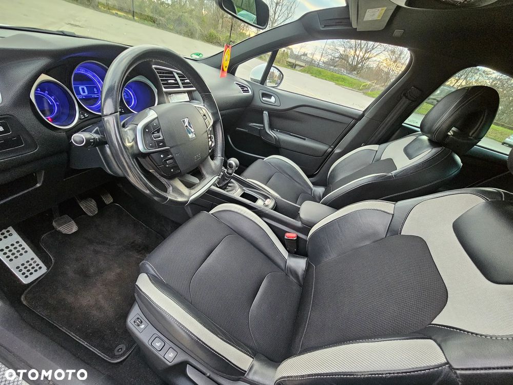 Citroën C4 VTi 120 Exclusive - 10