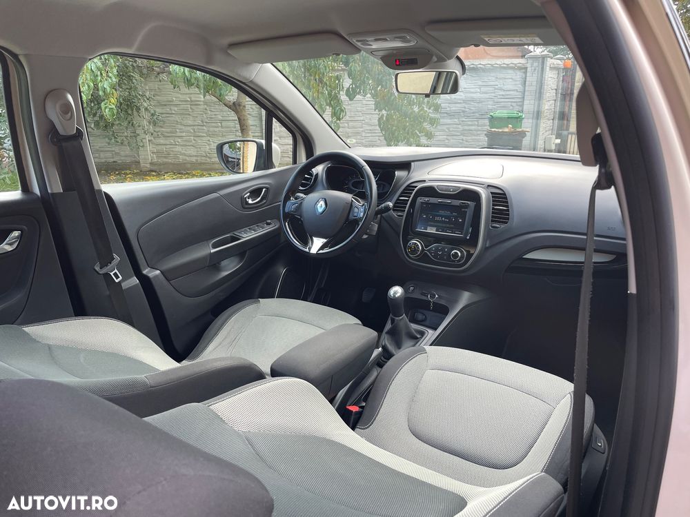 Renault Captur - 16
