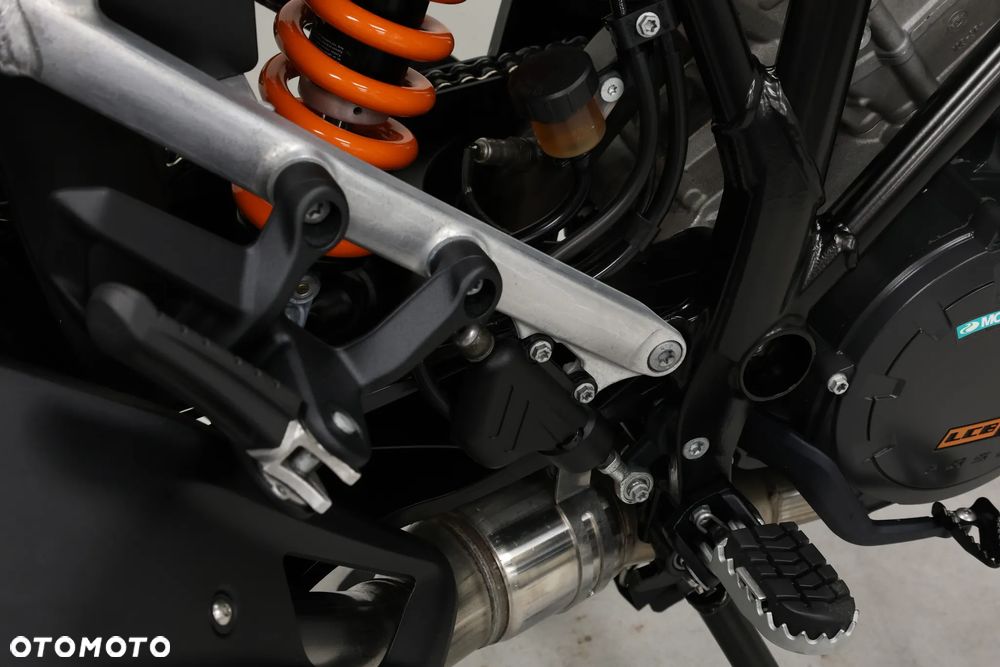 KTM Adventure - 24