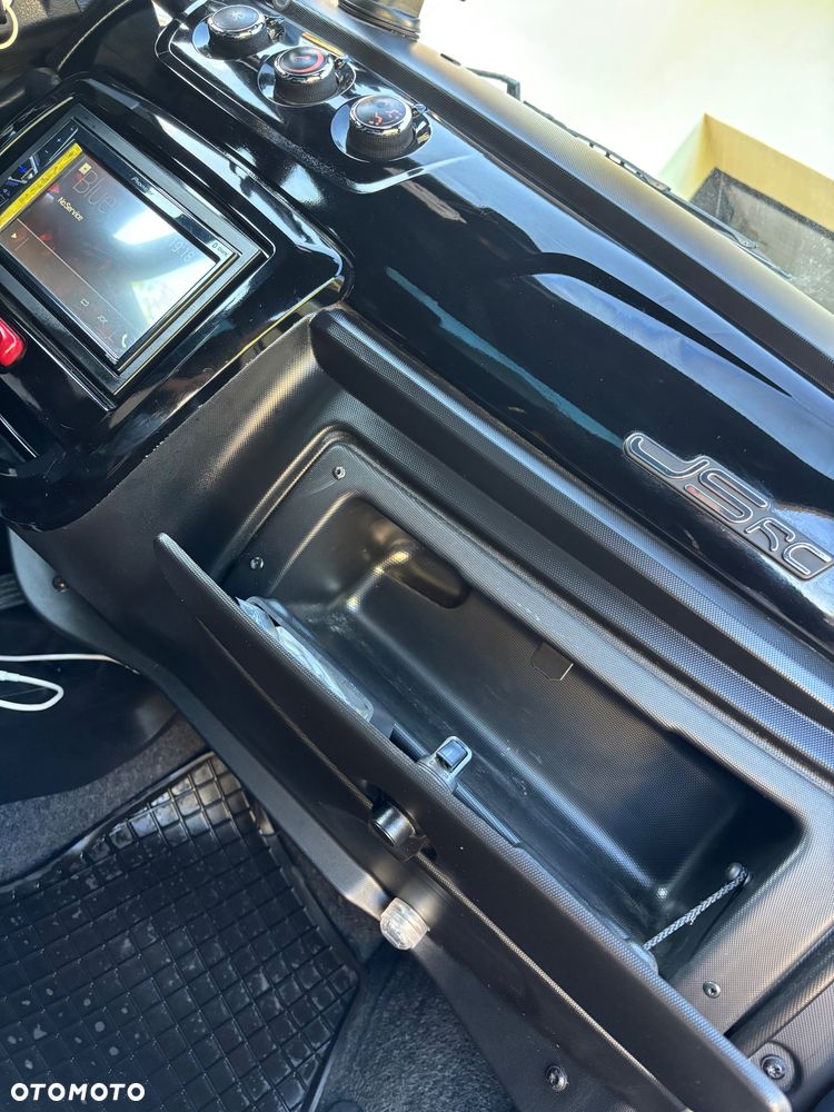 Ligier JS RC - 12