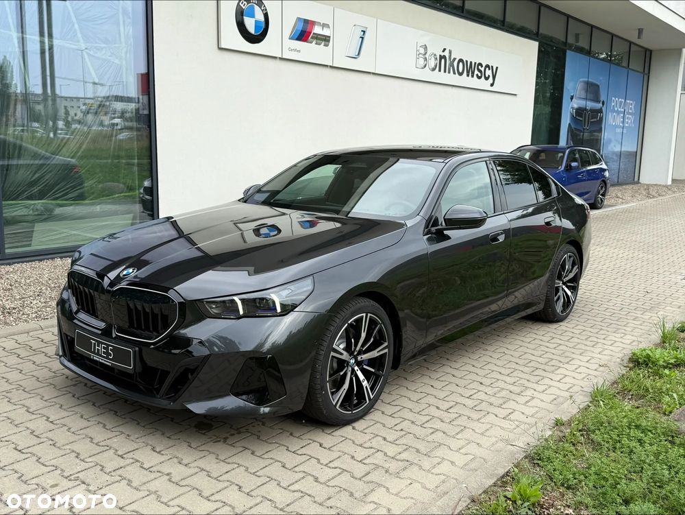 BMW Seria 5 520d xDrive mHEV - 1