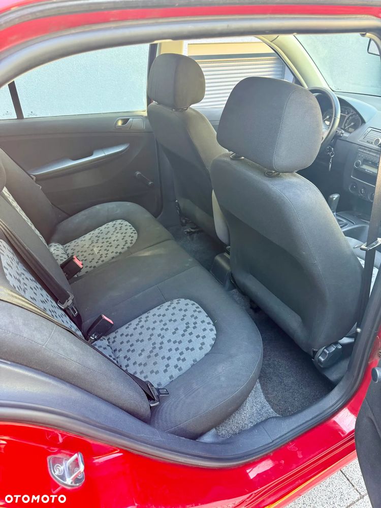 Skoda Fabia 1.4 16V Classic - 10