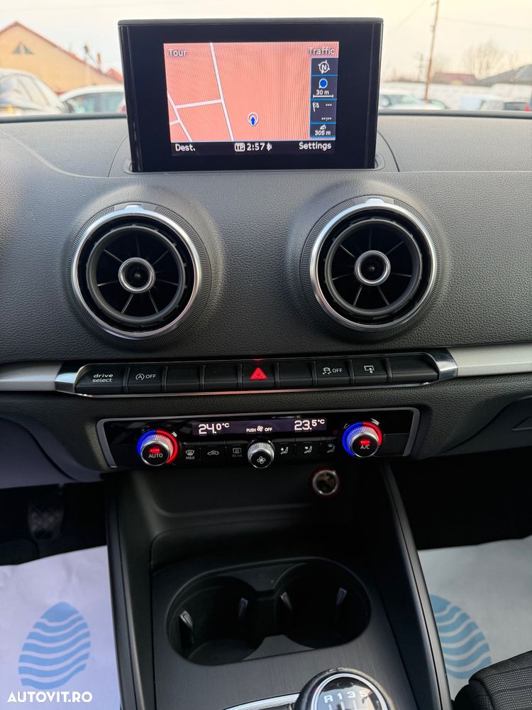 Audi A3 2.0 TDI ack (clean diesel) S line Sportpaket - 24