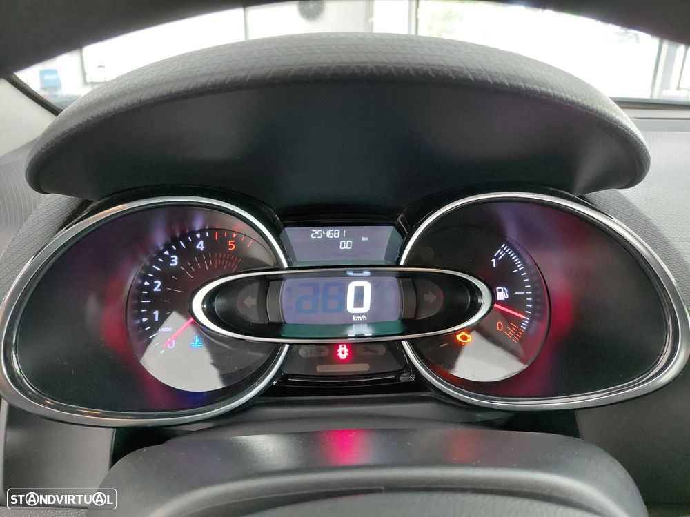 Renault Clio Van 1.5 DCi Intense c/iva - 15