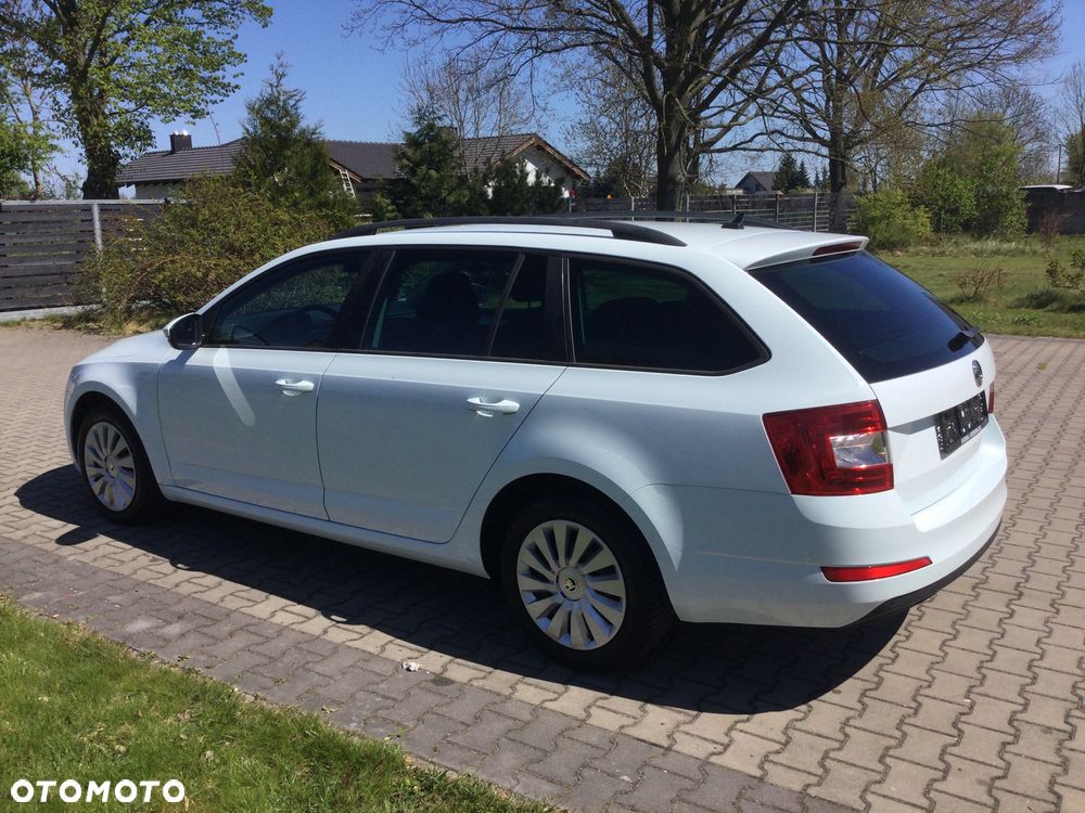 Skoda Octavia 1.6 TDI Style - 12