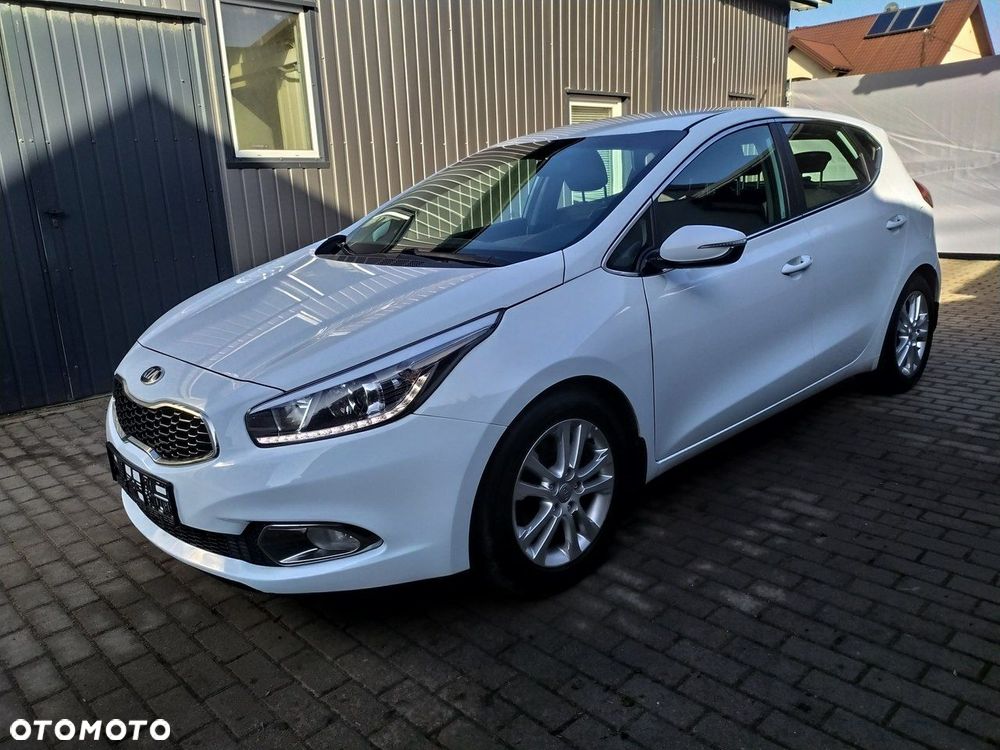 Kia Ceed - 3