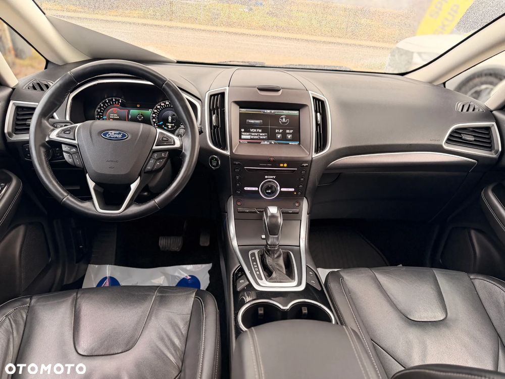 Ford S-Max 2.0 TDCi 4WD Titanium PowerShift - 32