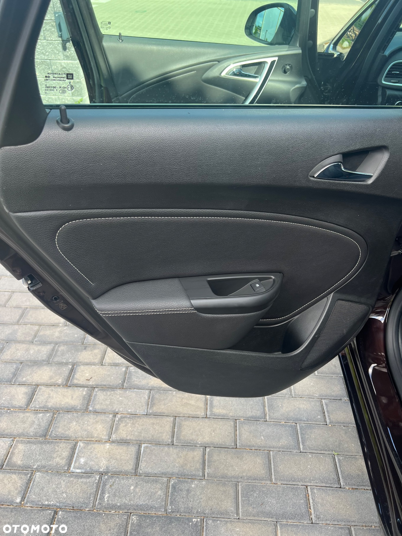 Opel Astra IV 1.6 T SIDI Sport S&S - 31