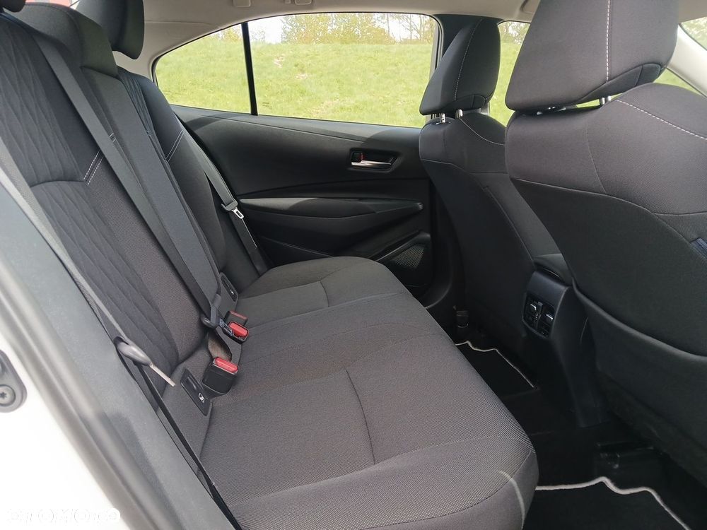 Toyota Corolla 1.8 Hybrid Comfort - 11