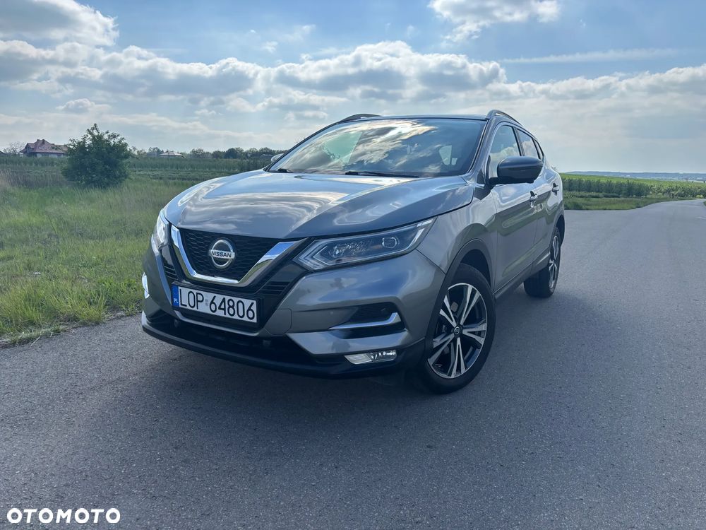 Nissan Qashqai 1.2 DIG-T N-Connecta EU6 - 1