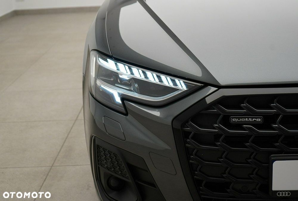 Audi A8 - 9