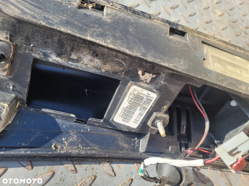 Blenda klapy bagażnika klamka Dodge Caliber 2006-2011r PX8 - 3