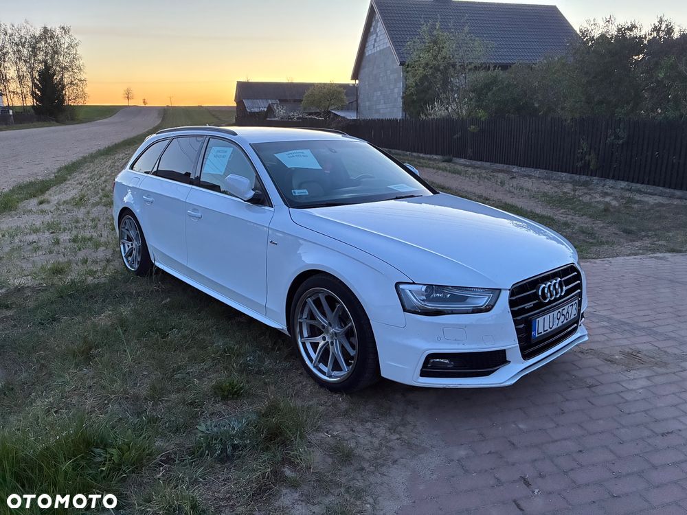 Audi A4 Avant - 1