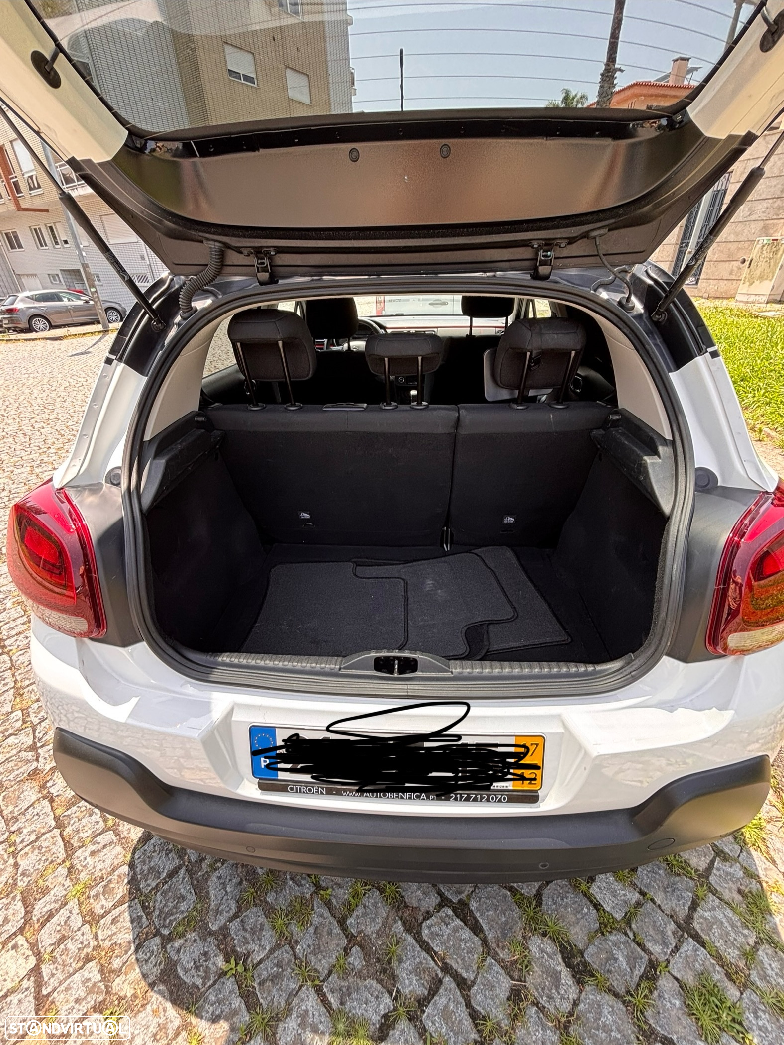 Citroën C3 1.2 PureTech Feel EAT6 - 4