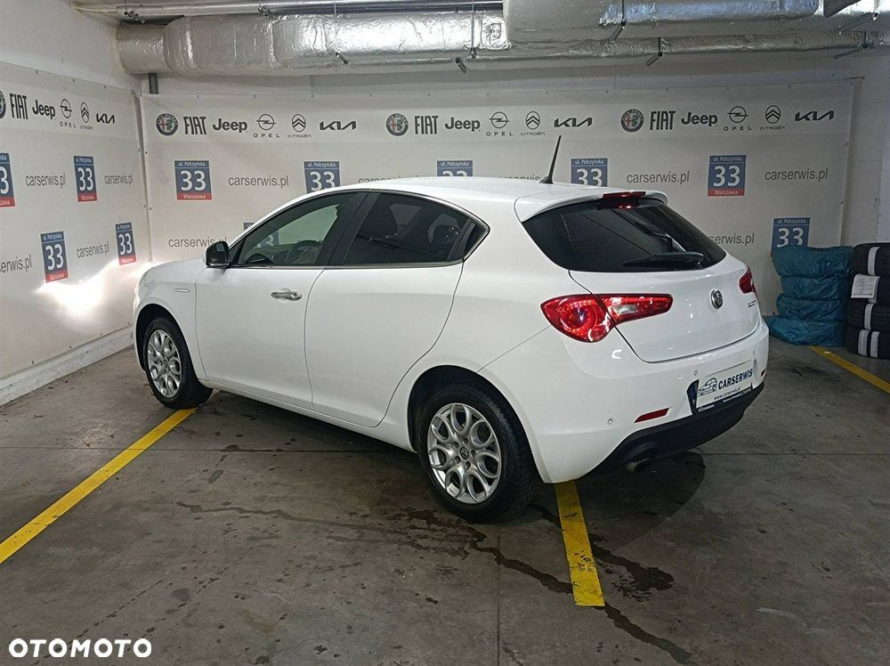 Alfa Romeo Giulietta - 2