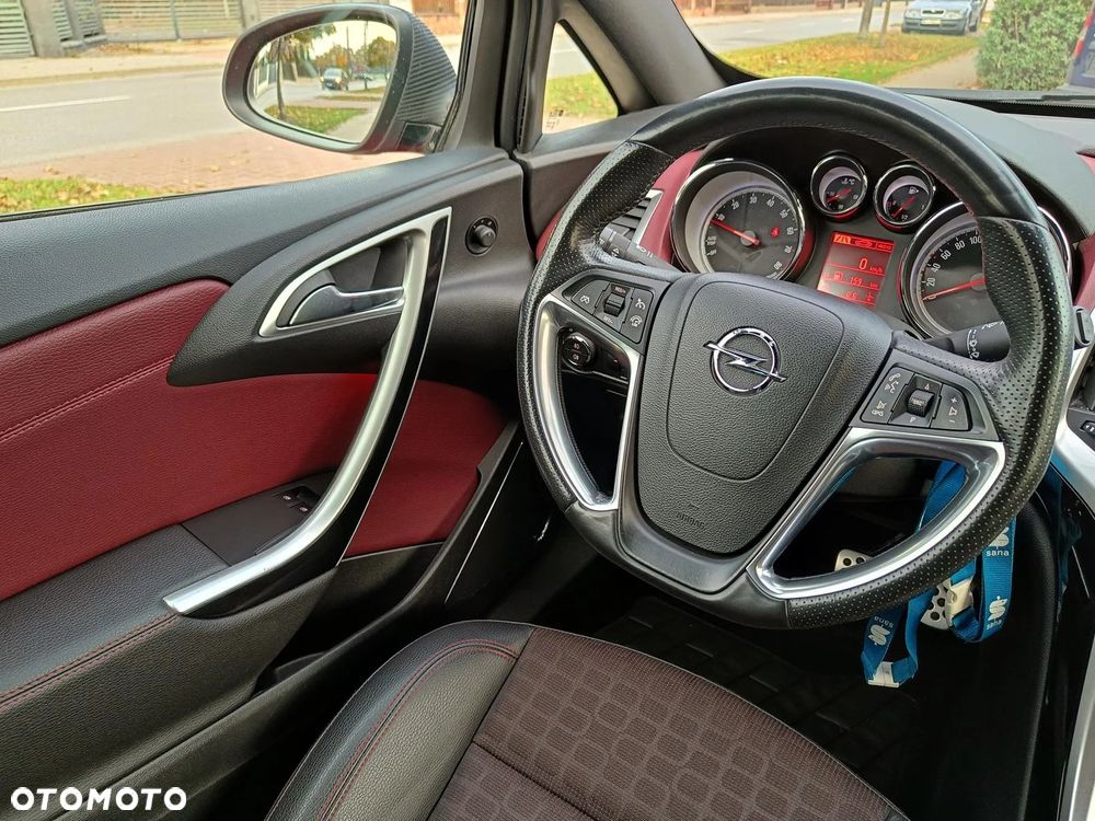 Opel Astra IV GTC 1.6 T SIDI Sport S&S - 31