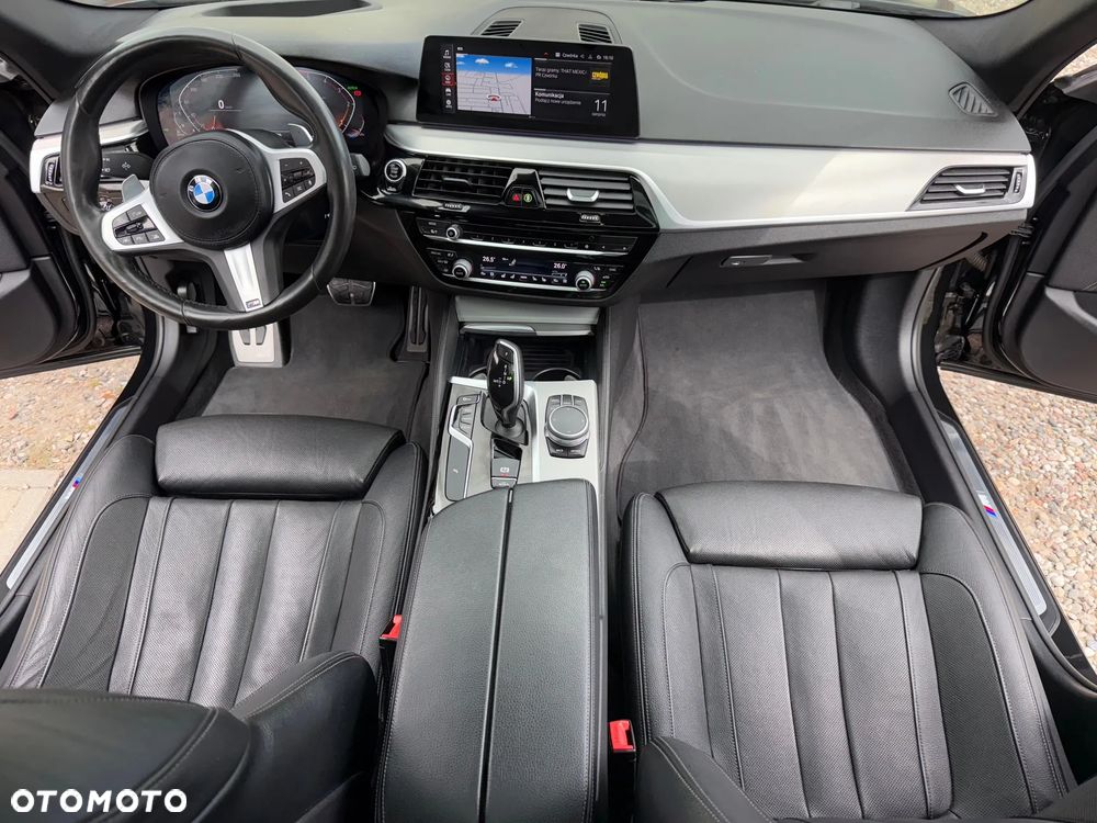 BMW Seria 5 540d xDrive M Sport sport - 34