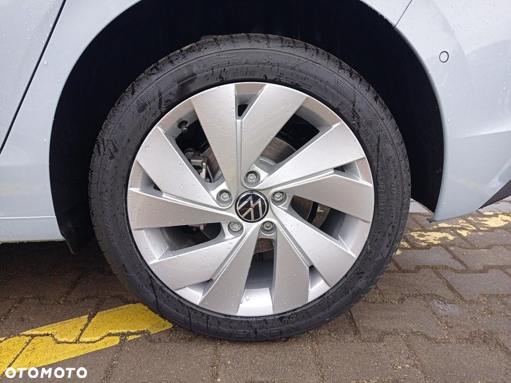 Volkswagen Golf - 18