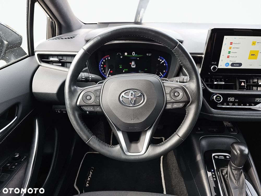 Toyota Corolla - 22